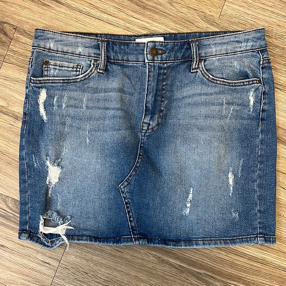 Sexy short denim skirt